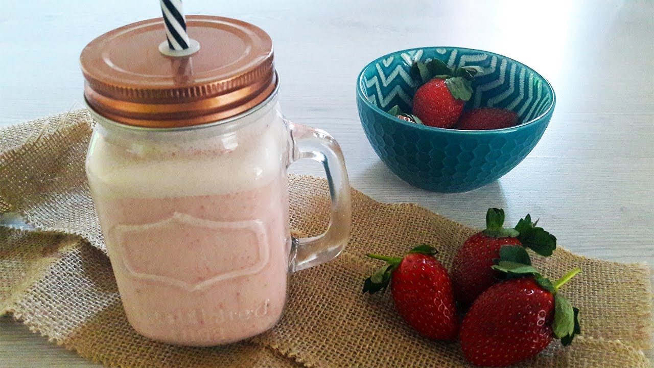 Banting Strawberry Smoothie Low Carb Smoothie Recipe UCOOK Healthy